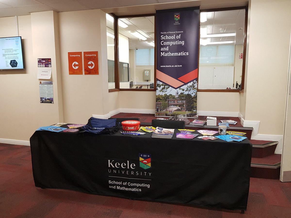 KeeleSCM's tweet photo. Pop along to School of Computing & Maths, have a go at VR. Staff and student on hand to talk about studying Computer Science or Maths at Keele. #OpenDay #KeeleUniversity #KeeleOpenDay https://t.co/qbqRsDxoYz