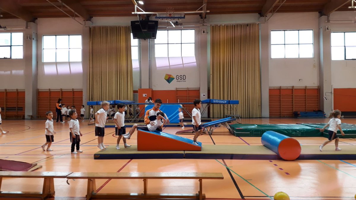 Empieza la exhibición de Trampolín con los gimnastas  más pequeños 🤸‍♂️ <a href="/GSDcdeportivo/">Club Deportivo GSD</a> Las Suertes
👏👏👏

“Felicidades gimnastas, todo esfuerzo tiene su recompensa “

#aquihaycantera #somosgsd #somosnaranjas