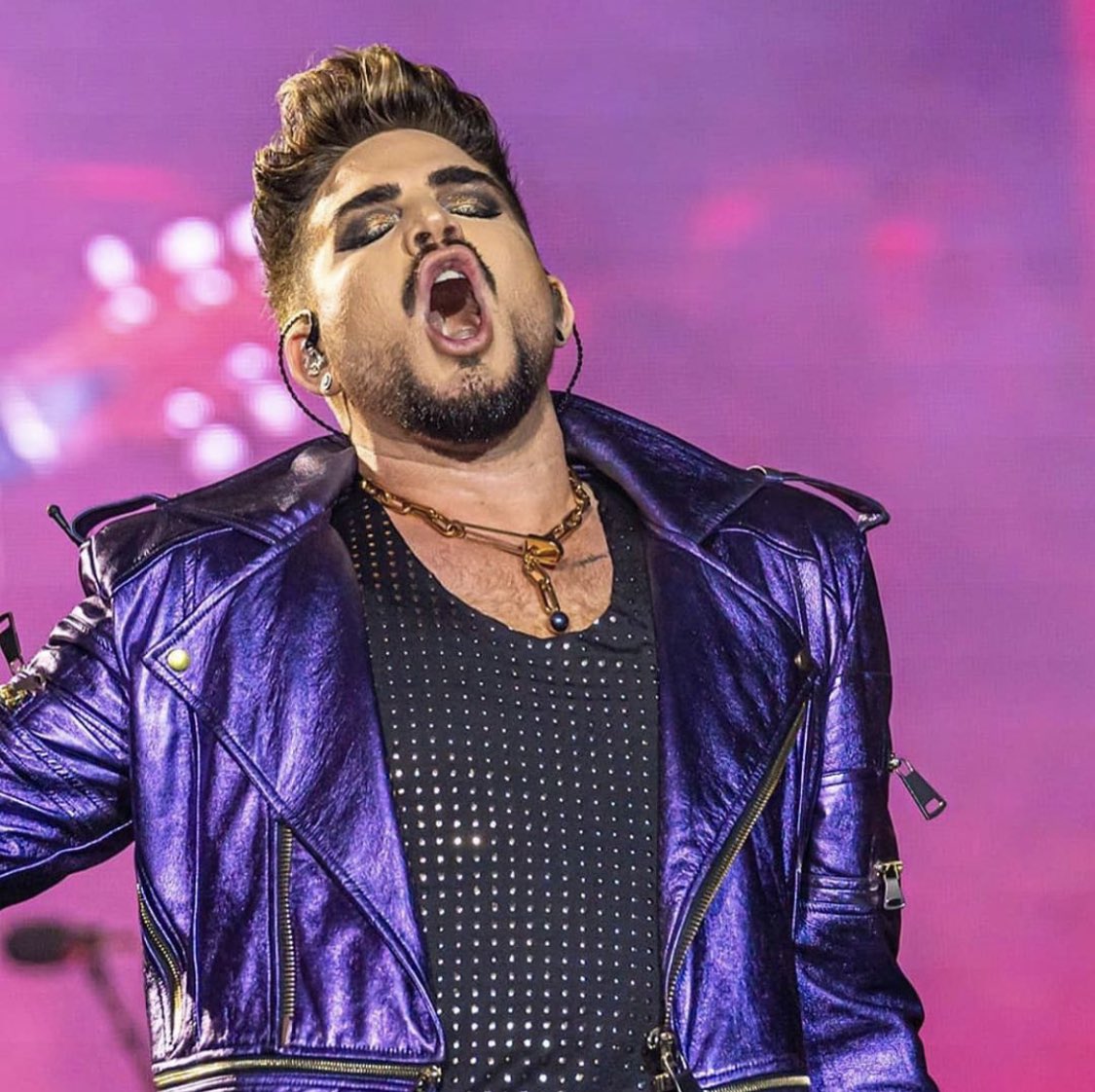 Auckland <a href="/QueenWillRock/">Queen</a> 📸: David Watson
