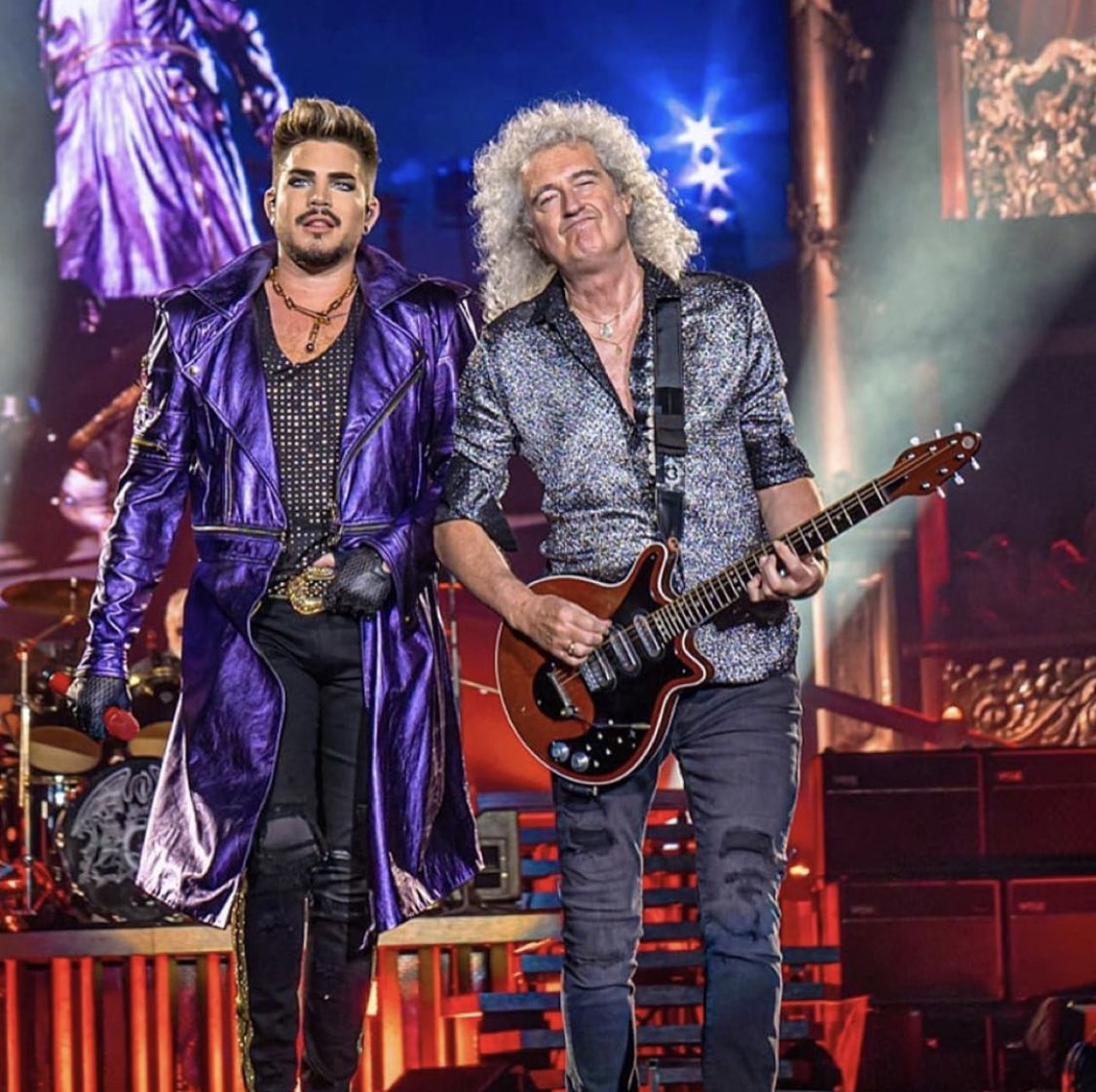adamlambert's tweet photo. Auckland @QueenWillRock 📸: David Watson https://t.co/NGSQyQsZ21