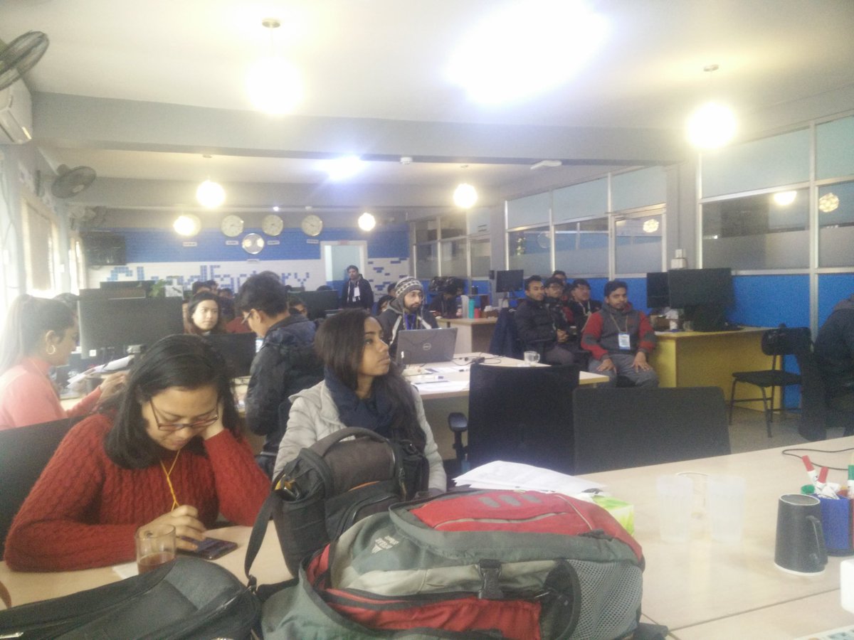 _milap's tweet photo. "Version control acts as a checkpoint in a video game"
Subesh presenting about git and github in #cfhackathon #cfhack @theCloudFactory https://t.co/fHhYk0JFNg