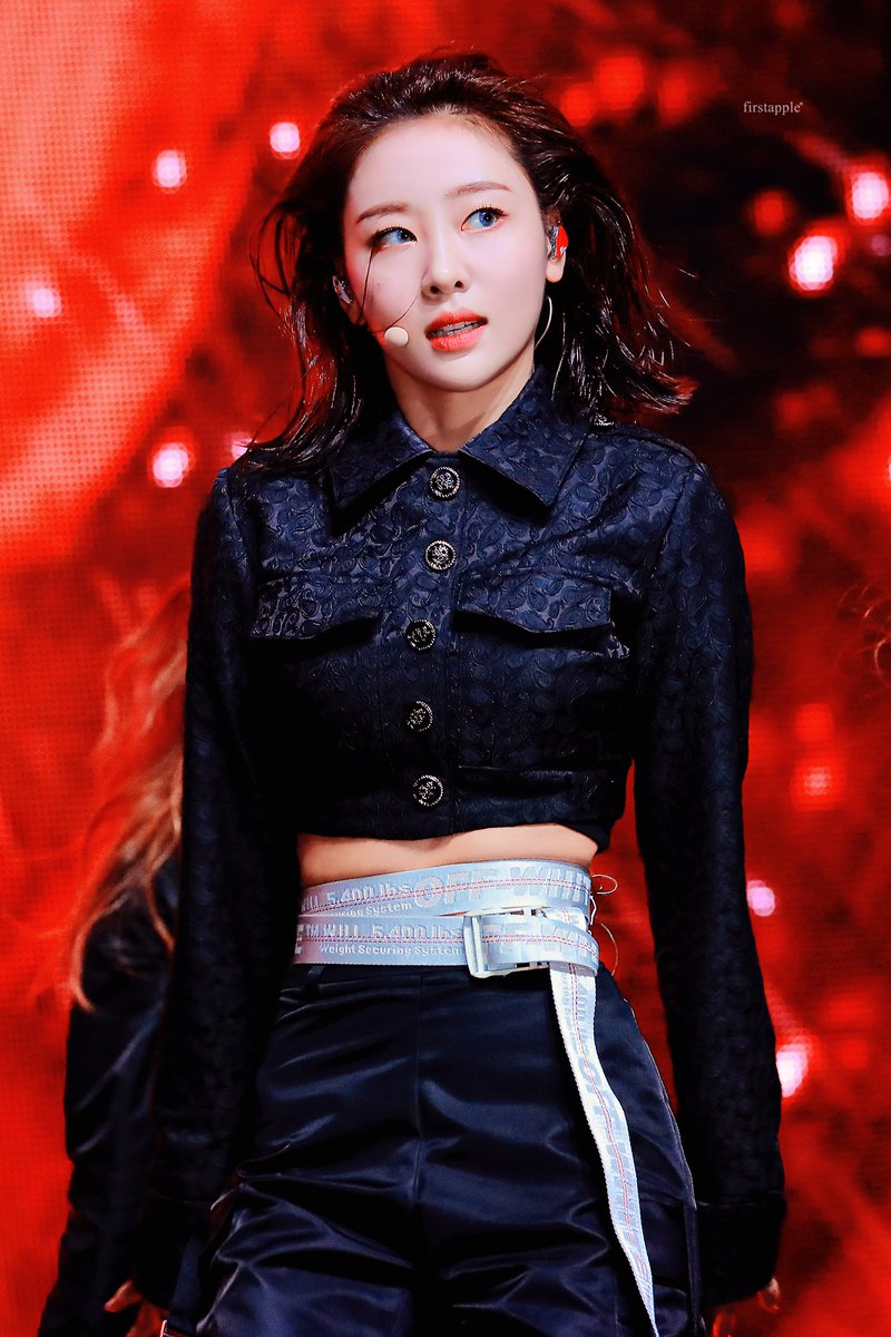 FirstApple_'s tweet photo. #이달의소녀 #이달소 #loonatheworld #LOONA #이브 #Yves #수영
🔥🔥🔥 https://t.co/ZxvwD0giR1