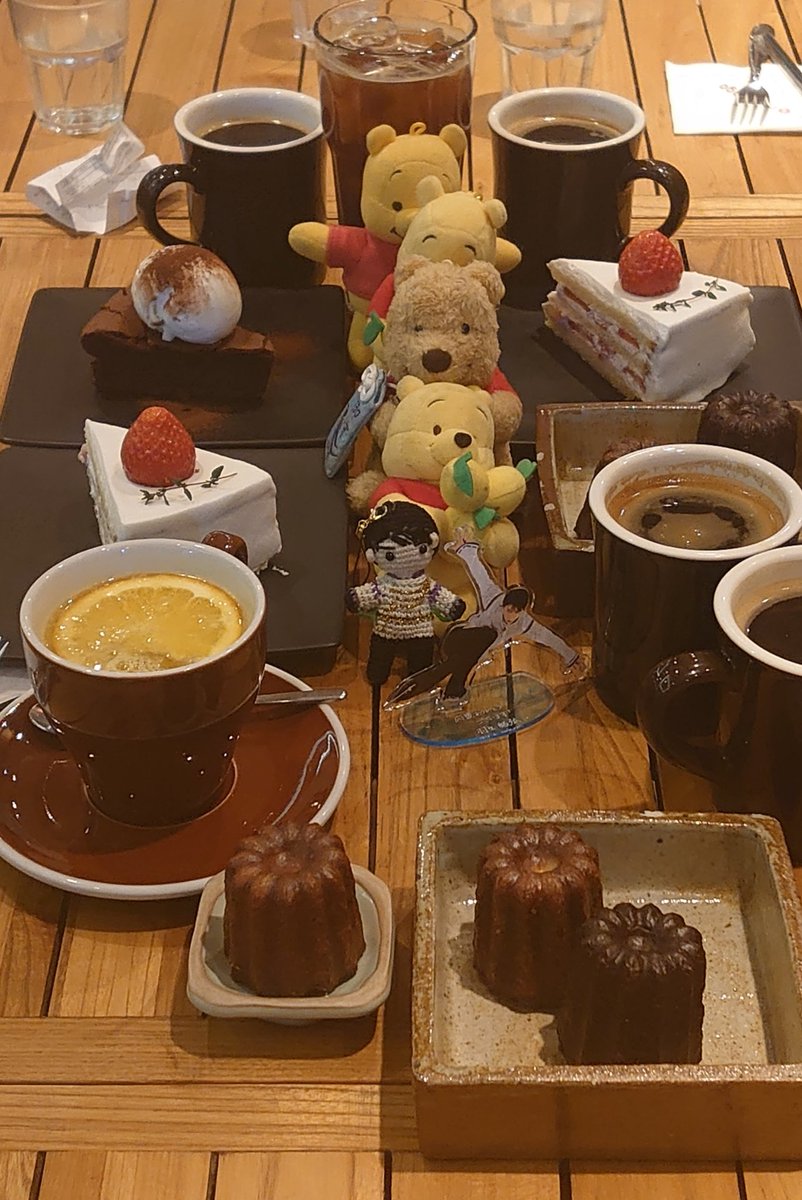 FUNNYMIMI71's tweet photo. #cacaogreen
#myeongdong
明洞のCafeで😋💗 https://t.co/Ufe9xlJFcs