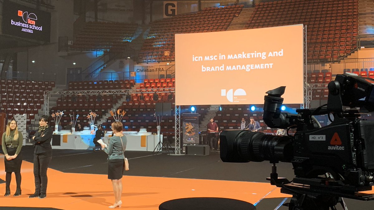 AUVITEC_Nancy's tweet photo. Deuxième jour de la Remise des diplômes ICN à la salle Jean WEILLE sous la conduite de Jean-Pierre ROBERT / STRATEGE. https://t.co/GVtYBlZrq4