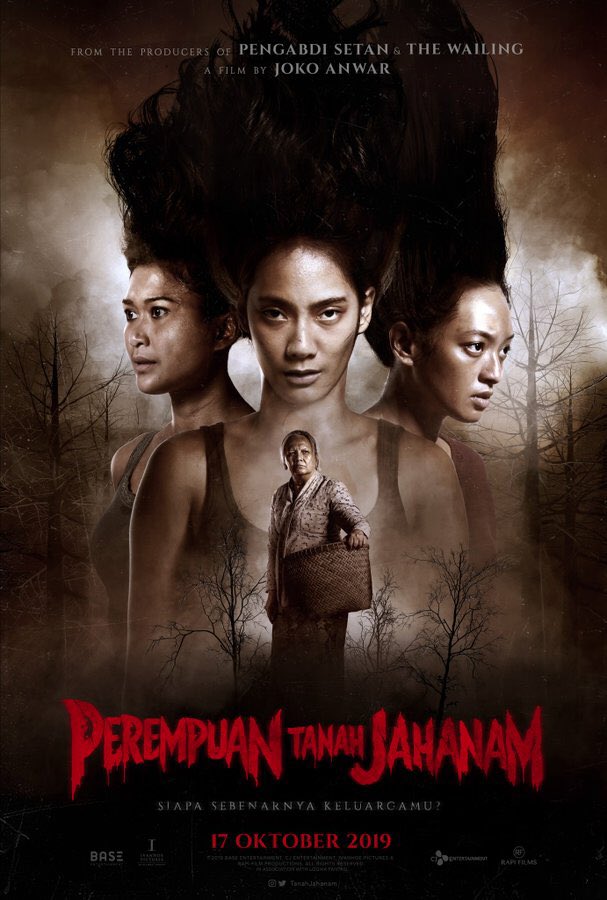 #PerempuanTanahJahanam 
#mangoreviews 

6.5/10

started really strong with an intense opening scene but somehow falters in the second half. beautifully shot, amazingly atmospheric and well-acted. its pretty violent without showing too much. essentially, a tale of curse