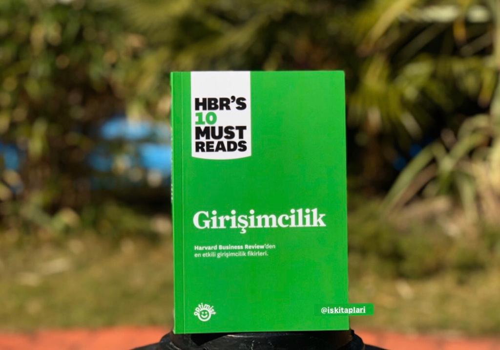 İş dünyasında da değişmeyen tek şey değişimdir. Ya kendimizi buna adapte etmeli ya da demode olmayı, daha kötüsü, yok olmayı göze almalıyız. 
Girişimcilik süreci sürekli öğrenmeye ve kendini geliştirmeye dayalı bir yolculuktur.

Yeni Tavsiye Kitap
Girişimcilik <a href="/Optimistkitap/">Optimist Kitap</a> 👏