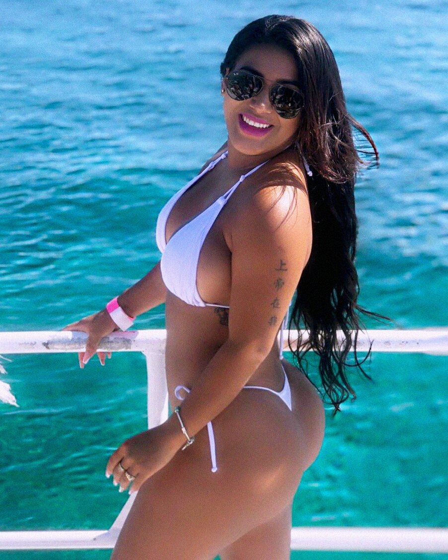 RUSSIAN BEAR on X: THE #TROPICAL 🌴 DREAM... ➖ SHE'S THE... #SUPERSXY⚡  #PANAMANIAN 🇵🇦 #SXYMODEL ✨ A D R I A N Y S F E R G I E ➖ #SXYVIDEO 📹  #ADRIANYSFERGIE ❤ #SXYPEACH 🍑 t.cobiFZJZLTkc  X