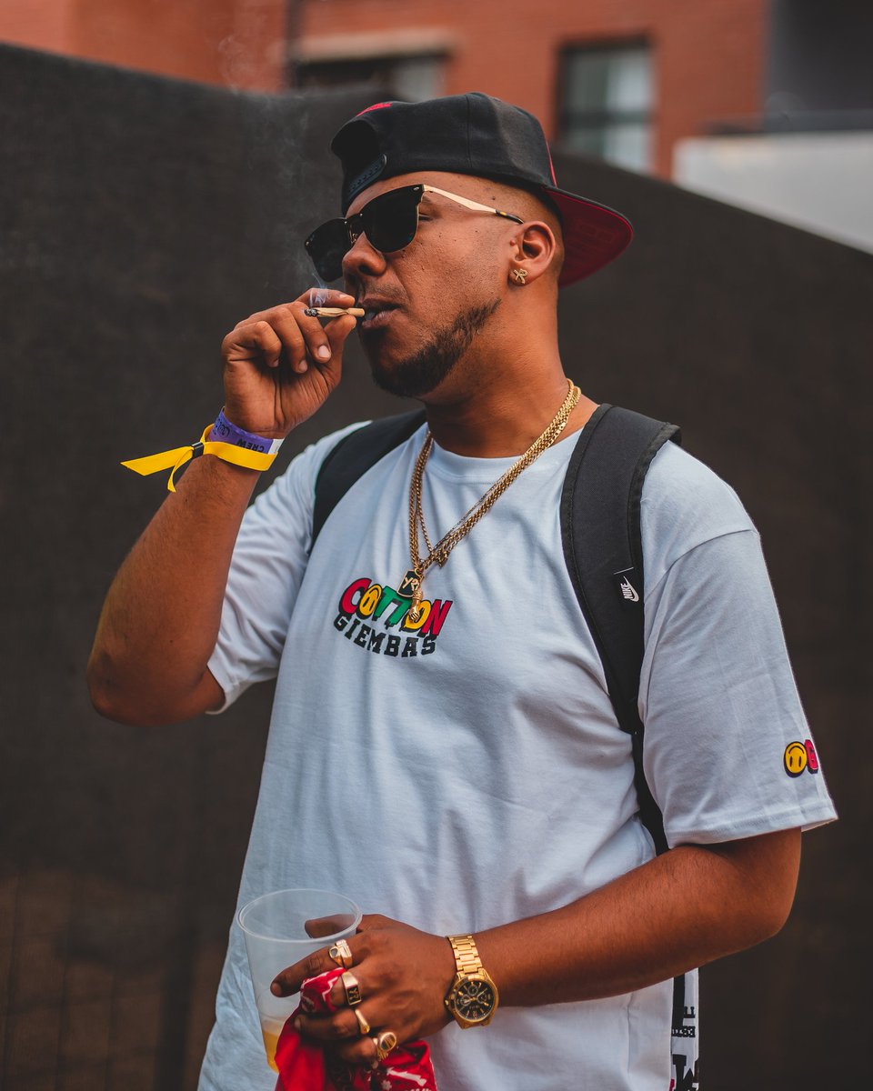 ygen_apparelcpt's tweet photo. Cotton Giembas TWENNY? TWENNY?

#3T #3TSeason #ThingsTak3Time #AspireToInspire #MoreThanJustABrand #WeTakingOver #ApparelStores #Colab #CollabThings #CottonGiembas #CapeTown #Kaapstad #Joburg #Jozi #011 #021 #Cpt #SouthAfrica https://t.co/PzY8p2n6Nk