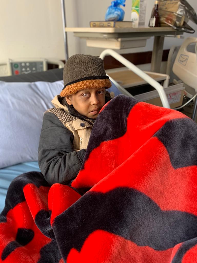 tonyprod77's tweet photo. The seriously ill in #Yemen still waiting for emergency medical flights, despite a glimpse of hope this week. Sana'a Airport is closed because of #Saudi blockade and lack of Houthi agreement over its use. For some it's already too late.
@bbclysedoucet https://t.co/O1QOdnUbnp https://t.co/3vwFhq7VFL