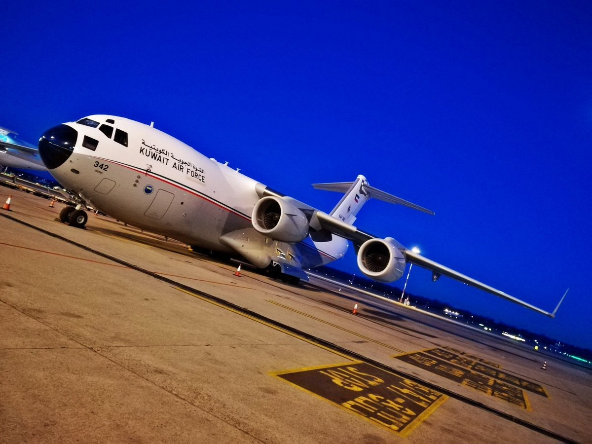 elemairate's tweet photo. Colto nell'ora blu un ospite speciale a #Malpensa #MXP: #C17 #Globemaster Kuwait Air Force @aptlombardi @VolaMalpensa @MiAirports @mxpaviation @Malpensainfo  @AeroportoMilano @SEA_Press @Malpensa_News @malpensahub @PITISPOTTERCLUB @Air_Clipper @VolaBologna @massi_meroni https://t.co/xK64KYIgjj