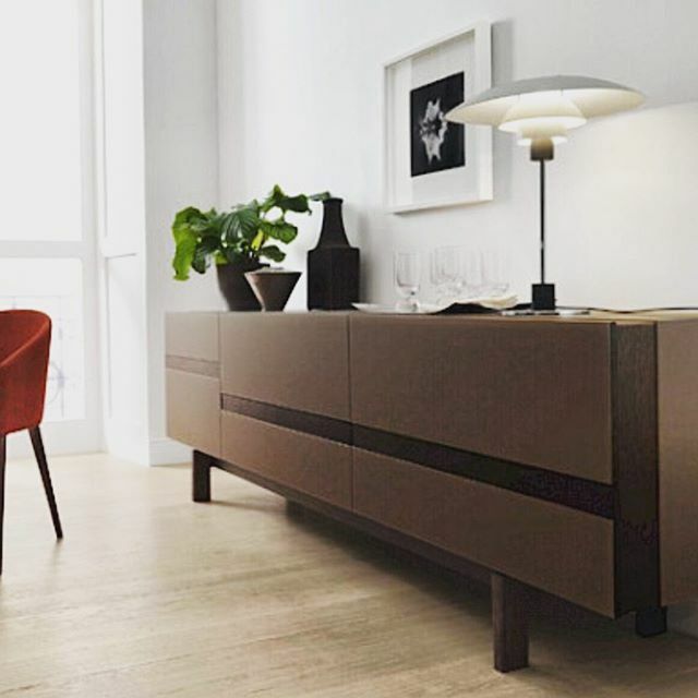 • S I D E B O A R D •  Stylish ... practical ... perfect for when you need a little extra storage space .
•
Available from Taylorscot ... always thinking outside the box .
•
#sideboardstyling #interiors #interiordetails #interiordecor #interioraddict… ift.tt/2S7v8jm