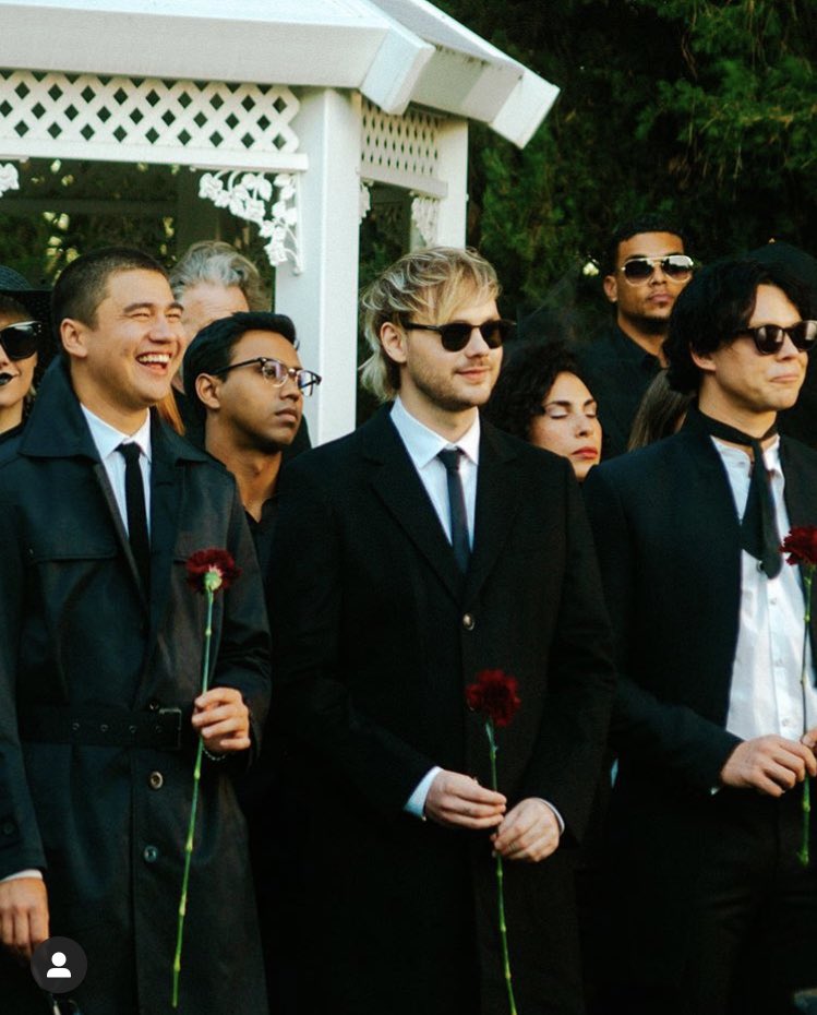 CALM_Updates's tweet image. Ashton on IG bts #NoShameMusicVideo #noshame