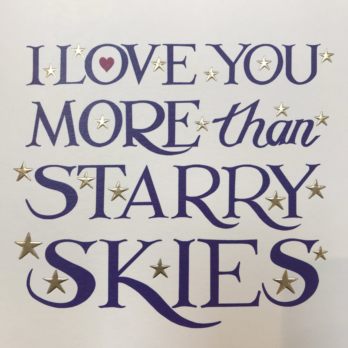 Gorgeous romantic Valentine card - less than a week to go so don’t leave getting yours too late @bestofbath @bathshopping @bathindiechat @visitbath @VisitSalisbury_ #ValentinesDay2020 #valentinescards #gifts #greetingscards #shoplocsl #indieretail