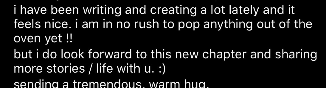 GodIsA_G's tweet photo. Y'all I don't notice things like this but emmm is she hinting at being pregnant ???!  @ArianaGrande https://t.co/wCf74kyeXD