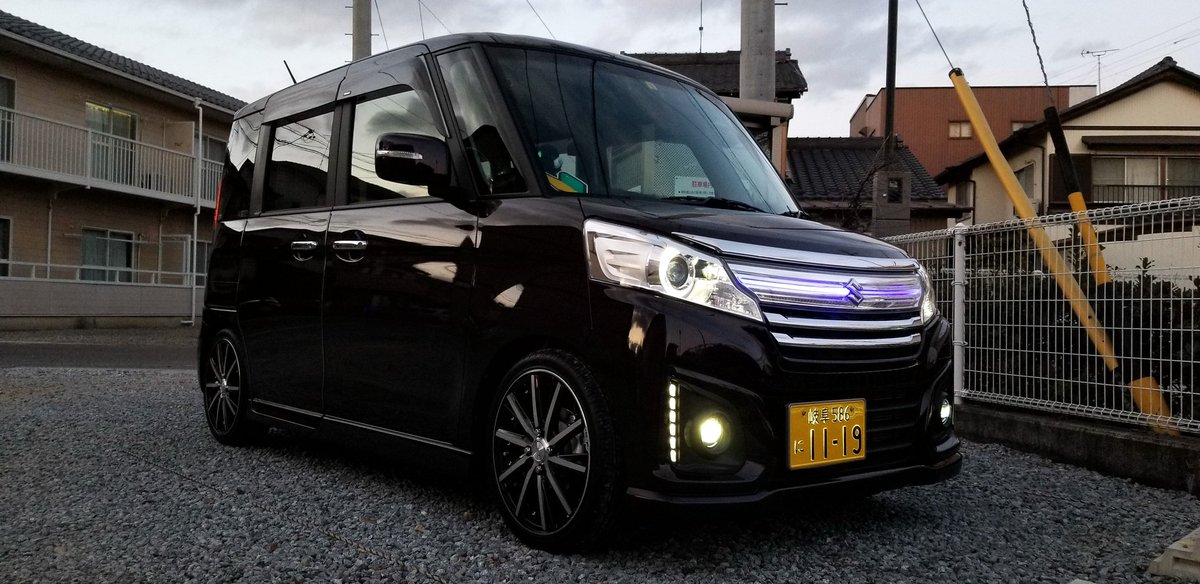 MKcustom_2142's tweet photo. 2月8日 本日納車しました！！
ノーマルですが、改めてよろしくお願いします┏○ﾍﾟｺｯ
それにしてもかっこいい https://t.co/w7CeUnIl62