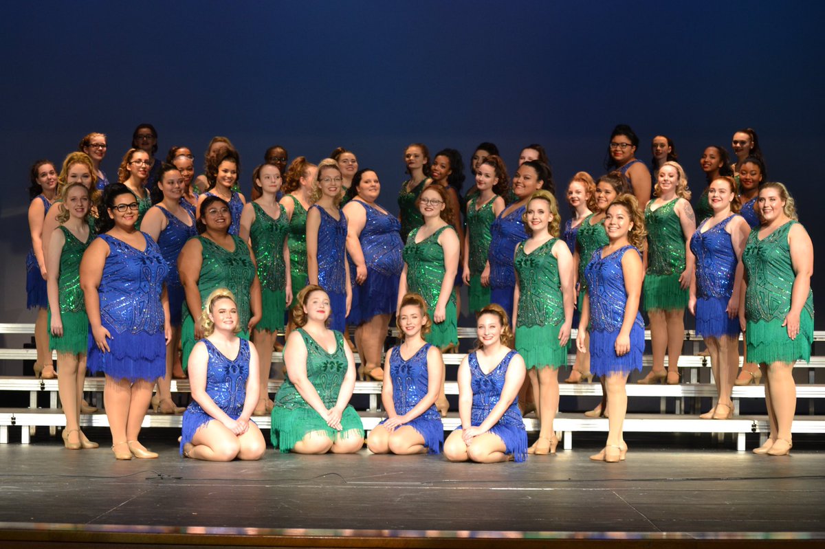 DC_Show_Choirs's tweet photo. Ready for another great show choir day!  The DCHS Expressions and Goldenaires are on their way to Edgewood High School for the 2020 Contest of Champions!  #decaturproud https://t.co/2Eeijgk9US