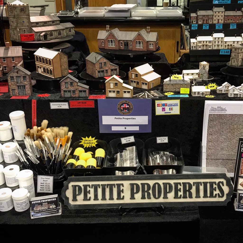 Beas_Hive's tweet photo. The doors are open & we’re braced for a super busy day at the British Festival Of Railway Modelling... you can find us on stand 9 😊
#petiteproperties #petitepropertieskits #ppstand #railwaymodelling #beasworkbench #ngauge #OOgauge #Ogauge #modelrailway https://t.co/3ZyivyFLSX