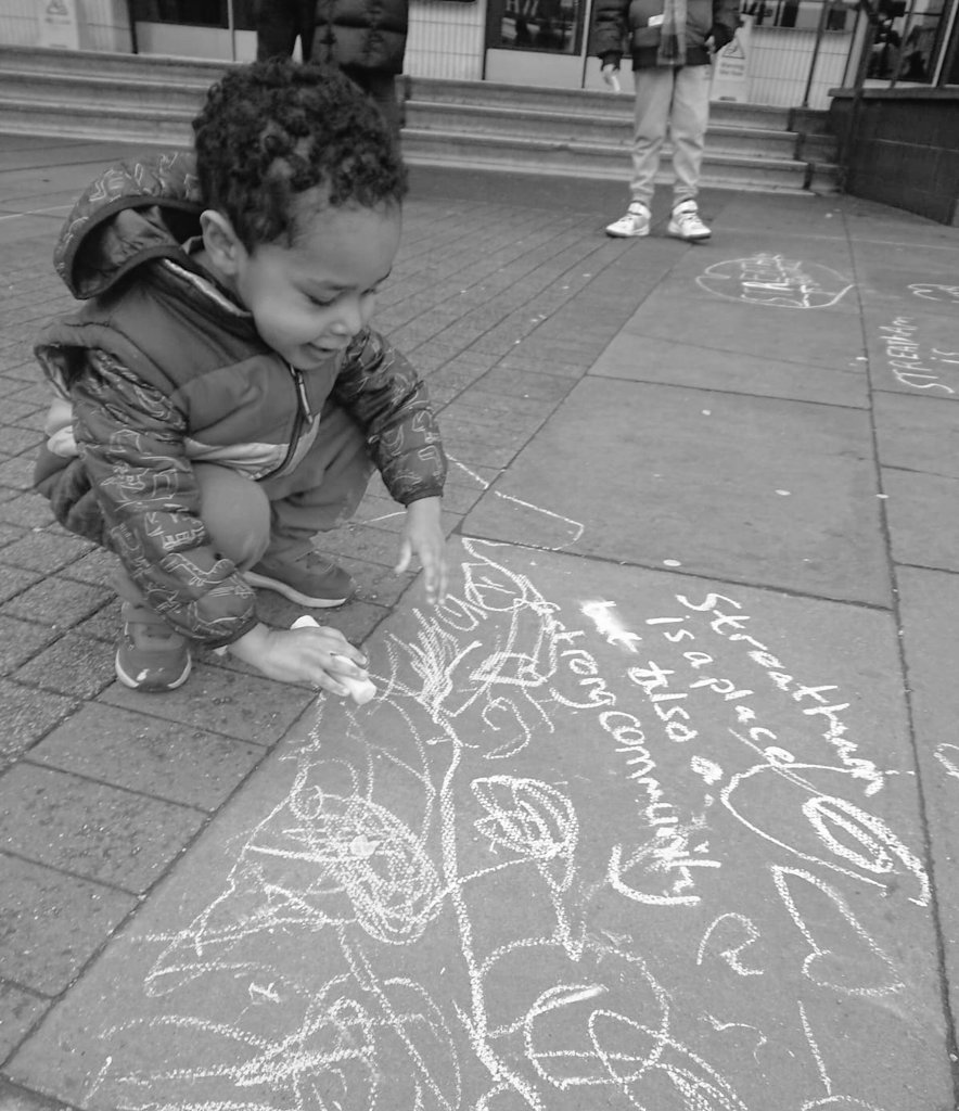 moseeds's tweet photo. Beautiful coming together in Streatham today to show unity and love will always overcome hate. Thanks to @lovestreatham and friends for organising such a poignant day ♥️ https://t.co/xeZqLGb3FD