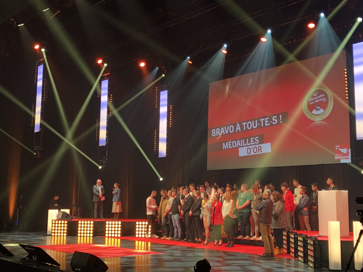 #50metiers 🥇 Les médailles d’or sont de sortie !

✅ On connaît les noms des membres de l’équipe de #Bretagne qui défendra les couleurs de notre région aux nationales !

👏 Félicitations à toutes et tous !