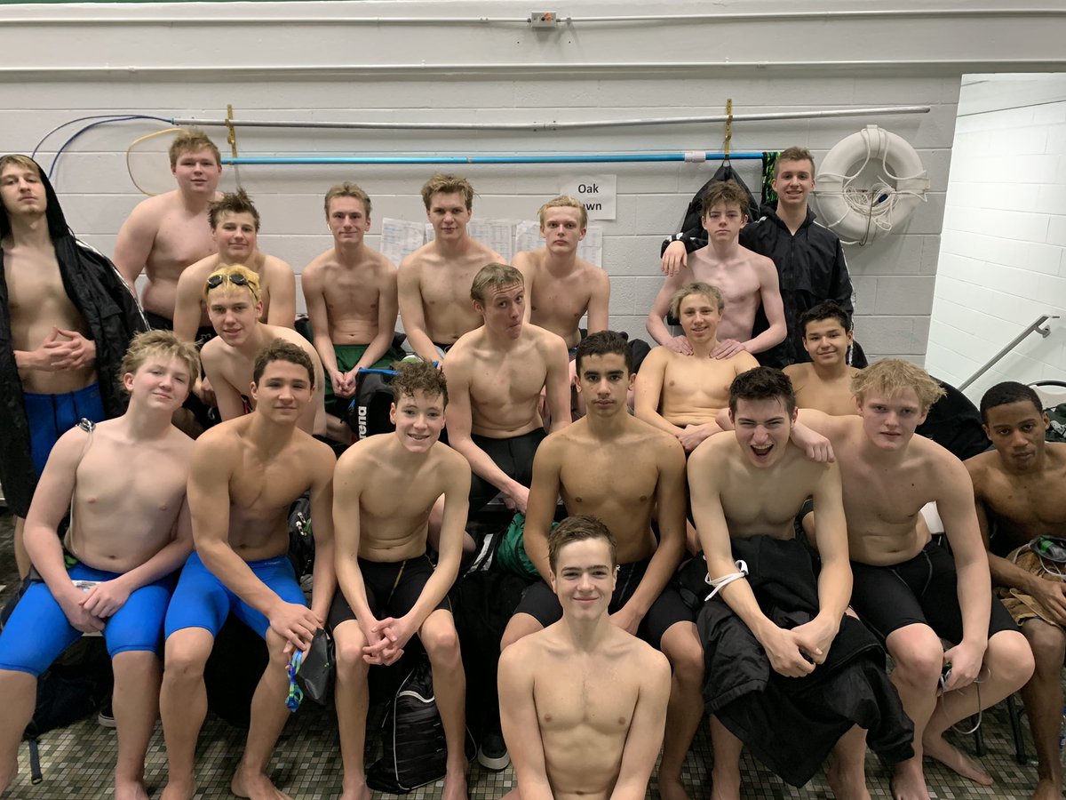 OLCHS_Aquatics's tweet image. Waiting for conference warmups to start. Game faces (on some). #1MR