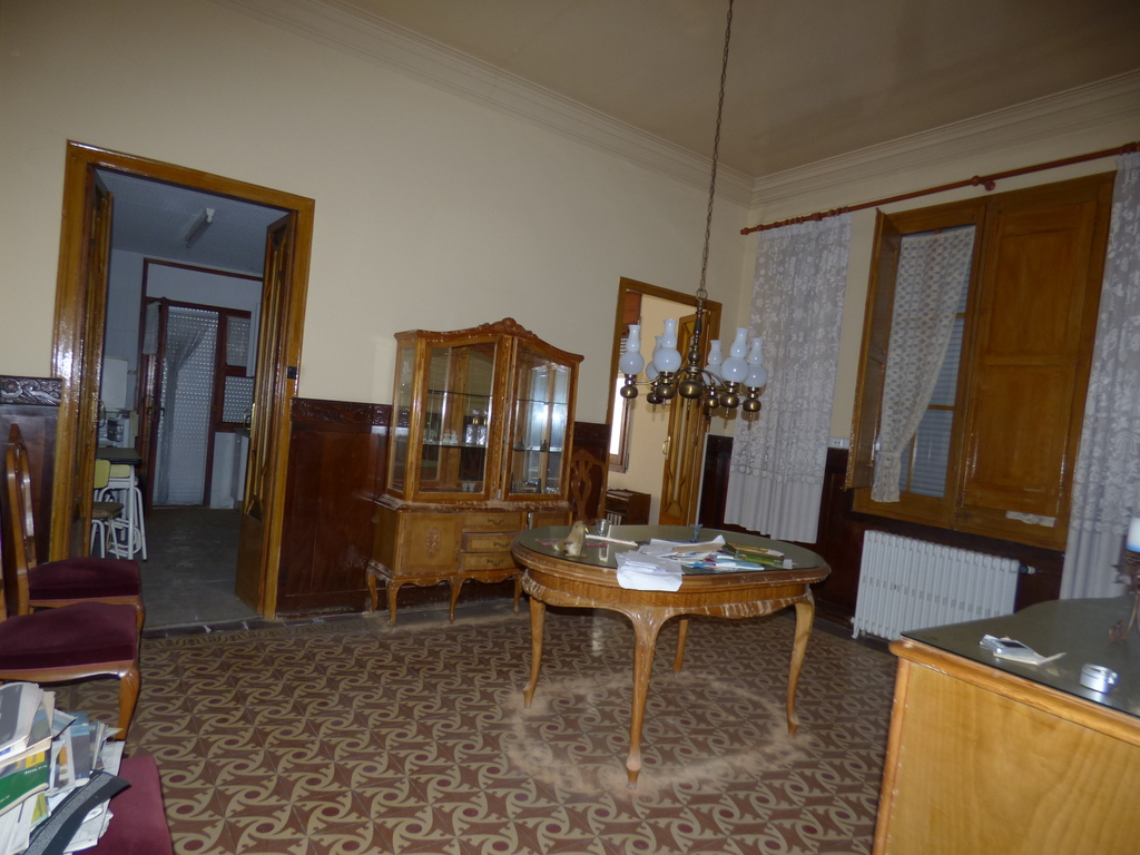 FinquesQuim's tweet image. Casa en pleno centro de Malgrat, con dos viviendas, ideal para vivir en familia o una de las dos alquilarla. ¡Venid a verla!
Mas información aquí 👉  qoo.ly/34ajja
☎ 661406521-937613265 preguntar por la referencia C0495