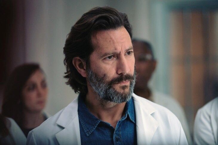 dailyhicusick's tweet photo. Taking you back to last year with Ianβs role as Jonas Lear in The Passage. We loved seeing him in a white coat! Happy Saturday!
#DrJonasLear #ThePassage #HenryIanCusick https://t.co/5wT6heyw0r