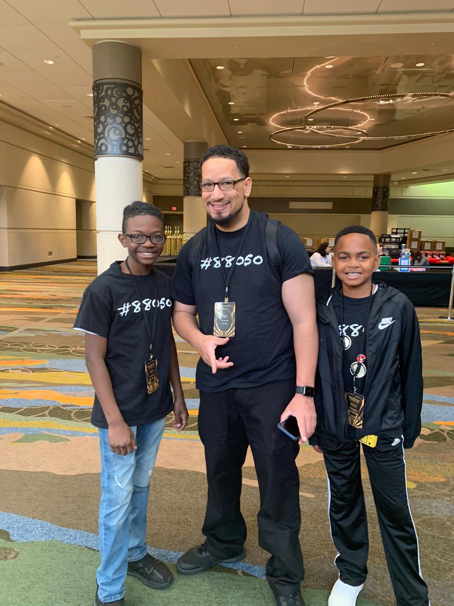 HCP_Centrone's tweet photo. Mr. Clark, @pmsotamagnet Amazing 8th grade Science 🔬🦠🩺 teacher having student take.a break from competing @ The FL State Jr. Thespian Festival to compete for Parkway Science Dollars💲💲@DrFlem71 @reimagine_bcps @GiftedBroward @browardschools https://t.co/6FkHdHusr4