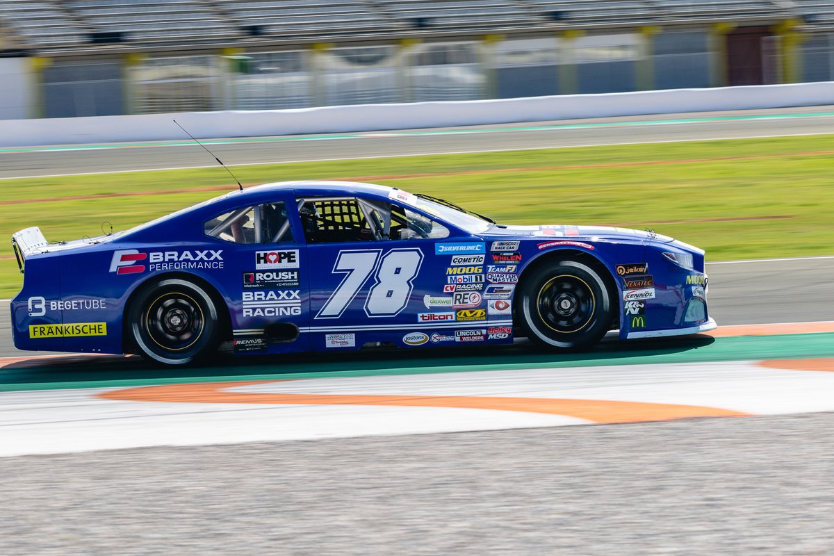 .<a href="/ScottJeffs4/">Scott Jeffs Racing</a> will be back with <a href="/BraxxMotors/">Jerry De Weerdt</a> in the 2020 NWES season!

Read more 👇

🇬🇧🇺🇲 bit.ly/2RU6i6u
🇩🇪 bit.ly/2OnTt2m

#NASCAR #EuroNASCAR #PureRacing #NWES #ICYMI