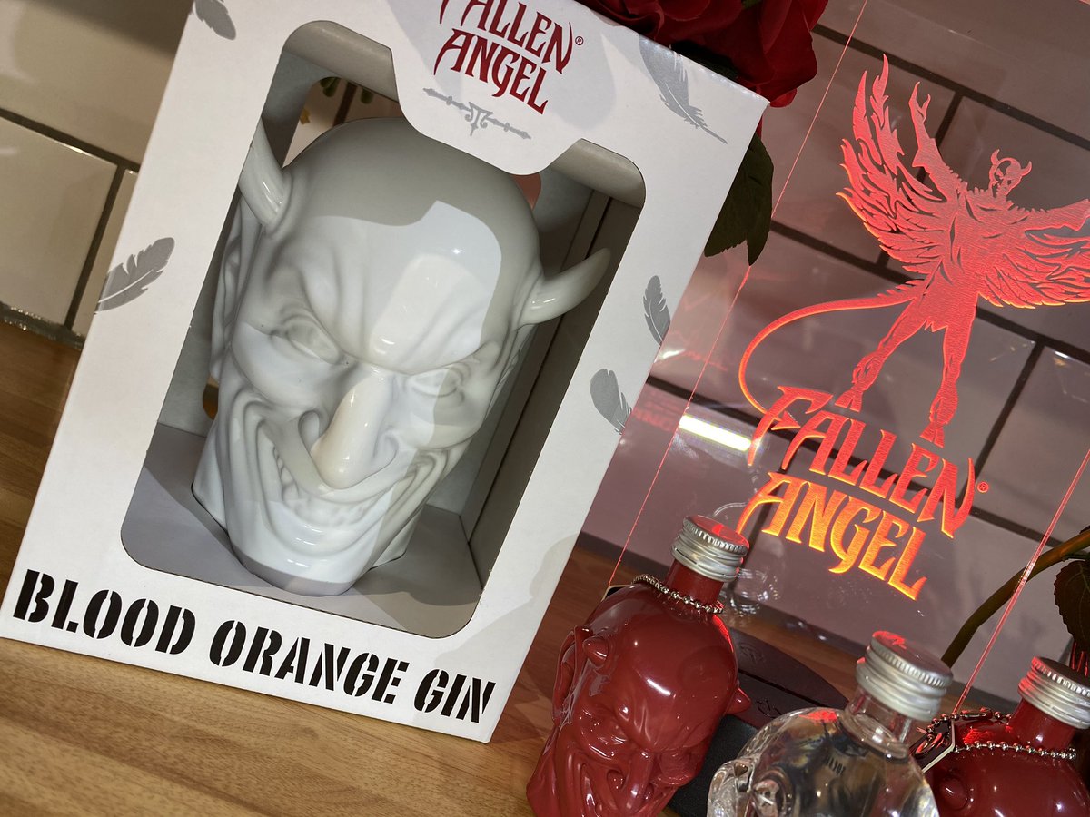 Bloood Orange Gin makes a great gift 💝.                                                                #February2020 #ValentineWeek #Valentine #Valentines2020 #gift #gin #bloodorange #Girlfriend #boyfriend #husband #wife #horror #cosplay #miniatures