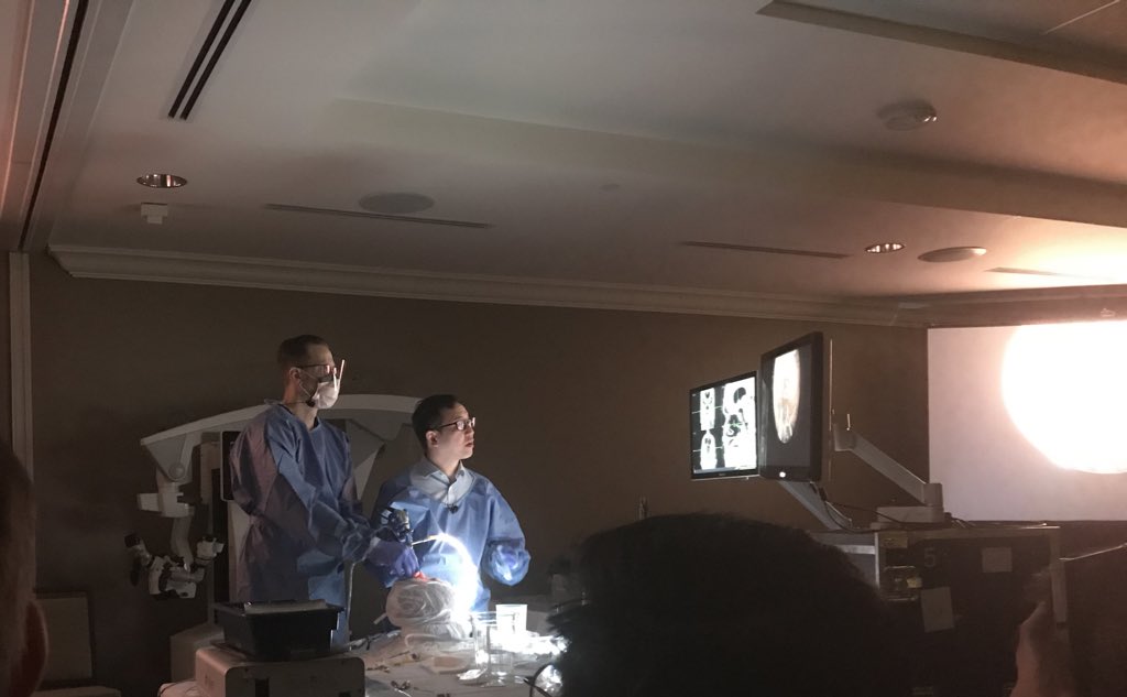 One (among many) technical pearls from the Rhoton Room at #nasbs2020—put a steep proximal angle in the sucker and bend the tip upwards. Improves ergonomics and keeps out of the way of the endoscope. Thanks Drs. Gardner & Wang from @PittNeurosurg and @drjfm_stanford! @NASBSorg