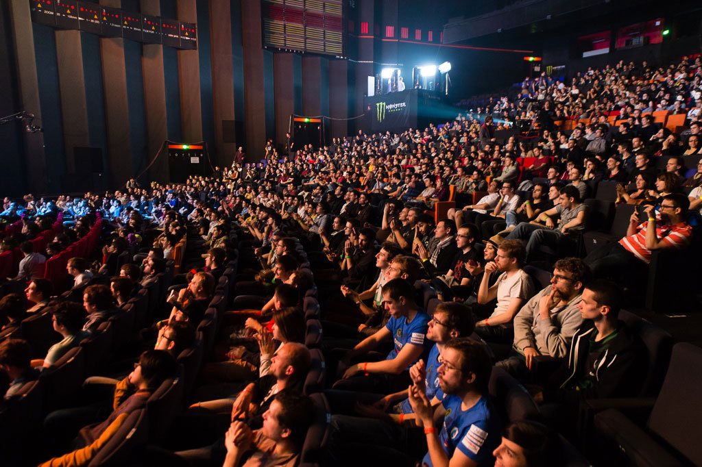 📆 Plus que 3 mois avant la Dreamhack Tours 2020 !

Vous avez des questions ? On répond à tout le monde ✍🏻 #DHFR20