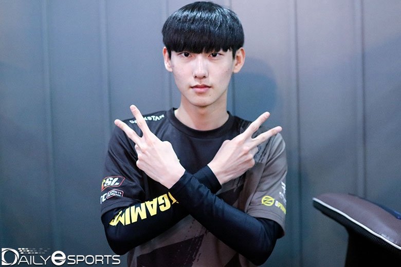 OZ gaming Elca interview.
<a href="/OZ_Gaming_kr/">OZ Gaming</a> <a href="/PUBGElca/">엘카(Elca)</a>
#PUBG #PGS_KR
dailyesports.com/view.php?ud=20…