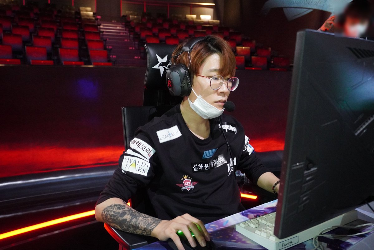 GOnGOPrince's tweet photo. #APKPRINCE _ #LOL
2020 #LCK Spring #APK vs #DWG
너무 아쉽게 2:0으로 패배하였지만
점점 더 발전하는 모습 보여드리도록
노력하겠습니다😞
다음 2월 12일 수요일 오후 5시
#아프리카프릭스 와의 #경기, 많은 응원부탁드려요!
더 많은 사진은 APK 페이스북 페이지로 와주세요! https://t.co/RyoUV17lfS