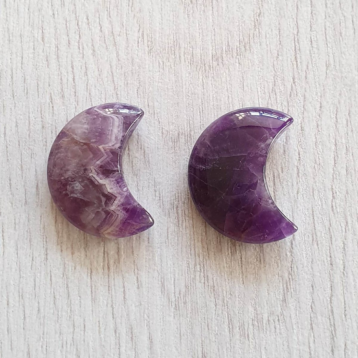 OrphicCrystal's tweet photo. Eek. So excited to get these beauties in the post this morning! A combination of two of my favourite things...#crystals and #crescentmoons 🥰

#handmadejewellery #gemstonejewelry #spiritualjewellery #healingjewellery #healingcrystals #crystalhealing #etsyjewelry #etsyshop https://t.co/SGrkToGFQv