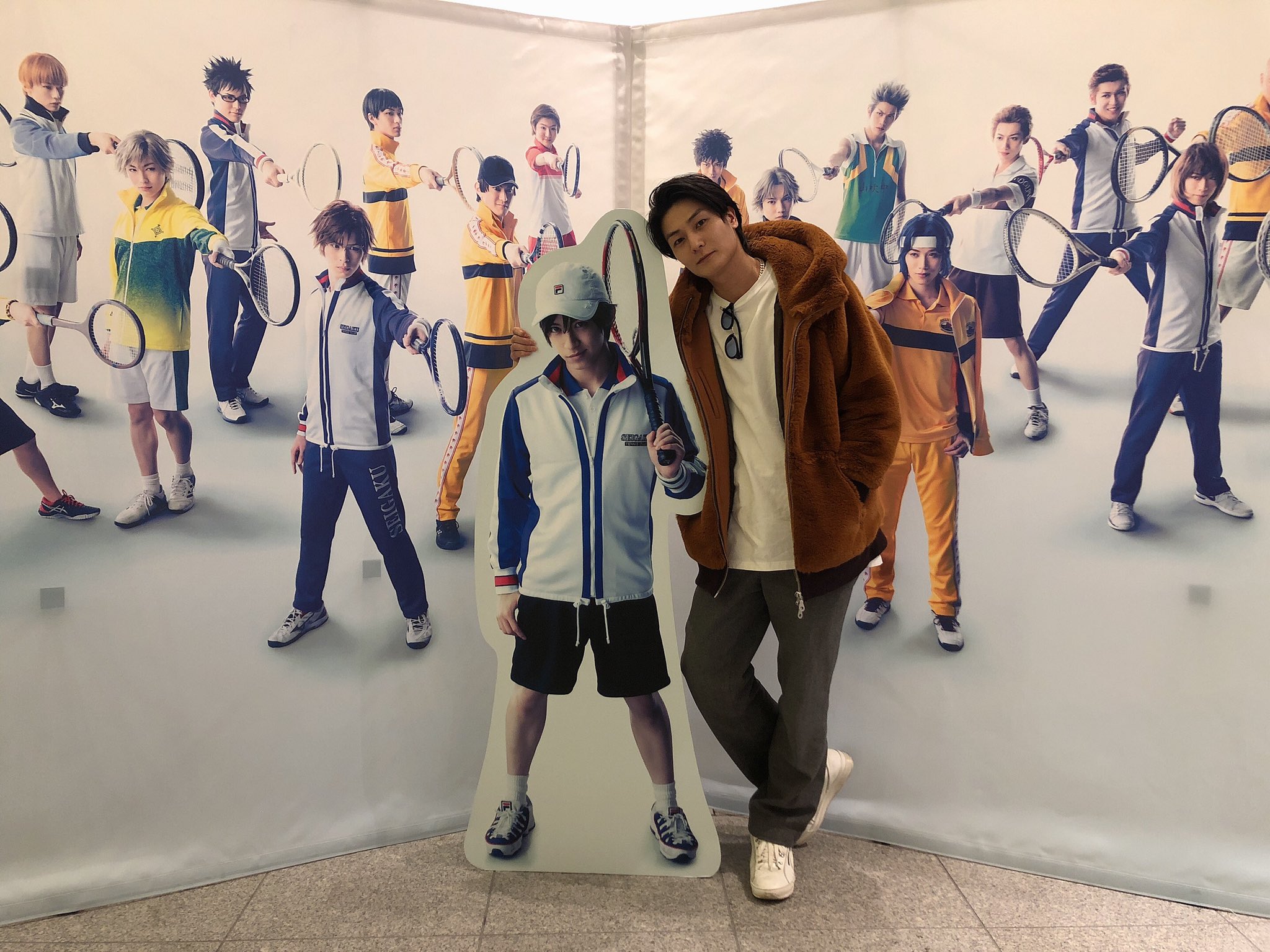 EQQECVSVUAAxlwY?format=jpg&name=large