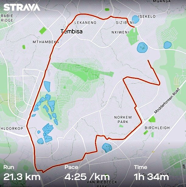 Sevhic_'s tweet photo. Tried a new route instead coz the Wx was so good #RunForGood #Road2TOM #BeatYesterday #PoweradeRunningCommunity https://t.co/yGdRIeHkyd