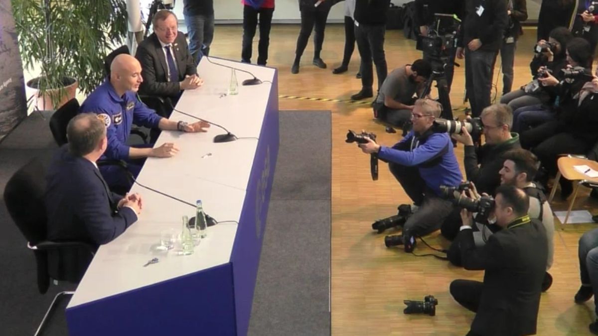 esa's tweet image. And here's @astro_luca, emotional after returning to Earth just 36 hours ago. Ready to answer questions about his #MissionBeyond.

🔴 Watch the press conference LIVE 
esa.int/esawebtv