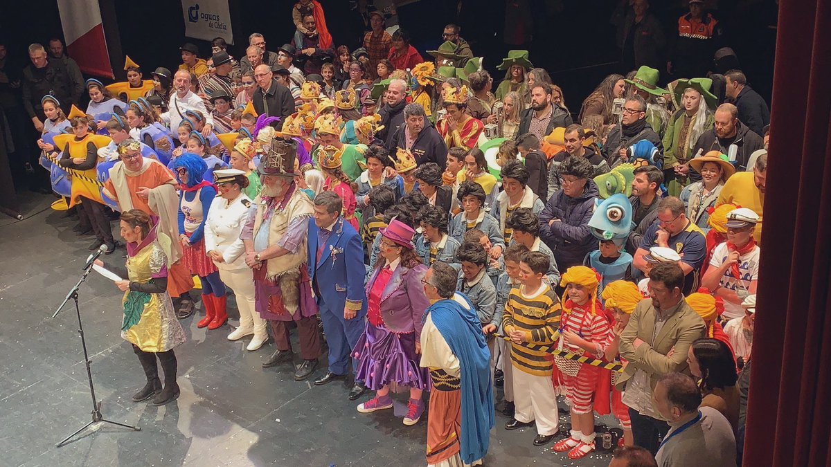 rjimenezamudio's tweet photo. Ojalá aprendamos más de ellos.....
#FinalInfantil https://t.co/kyCju5iASg
