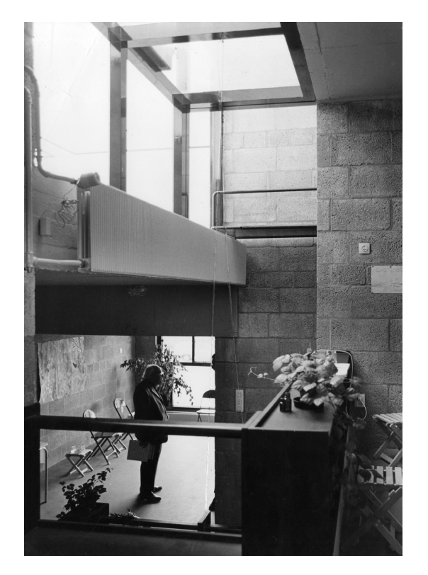 MFernandaJaua's tweet photo. Diagoon Housing, Delft 1967-1970, las casas incompletas de Herman Hertzberger, "los ocupantes podrán decidir cómo dividir el espacio y vivir en él..." https://t.co/EJjscjQ2OV https://t.co/UmFQfq9nza #100x100masterhouses https://t.co/vr3qHmjWIv