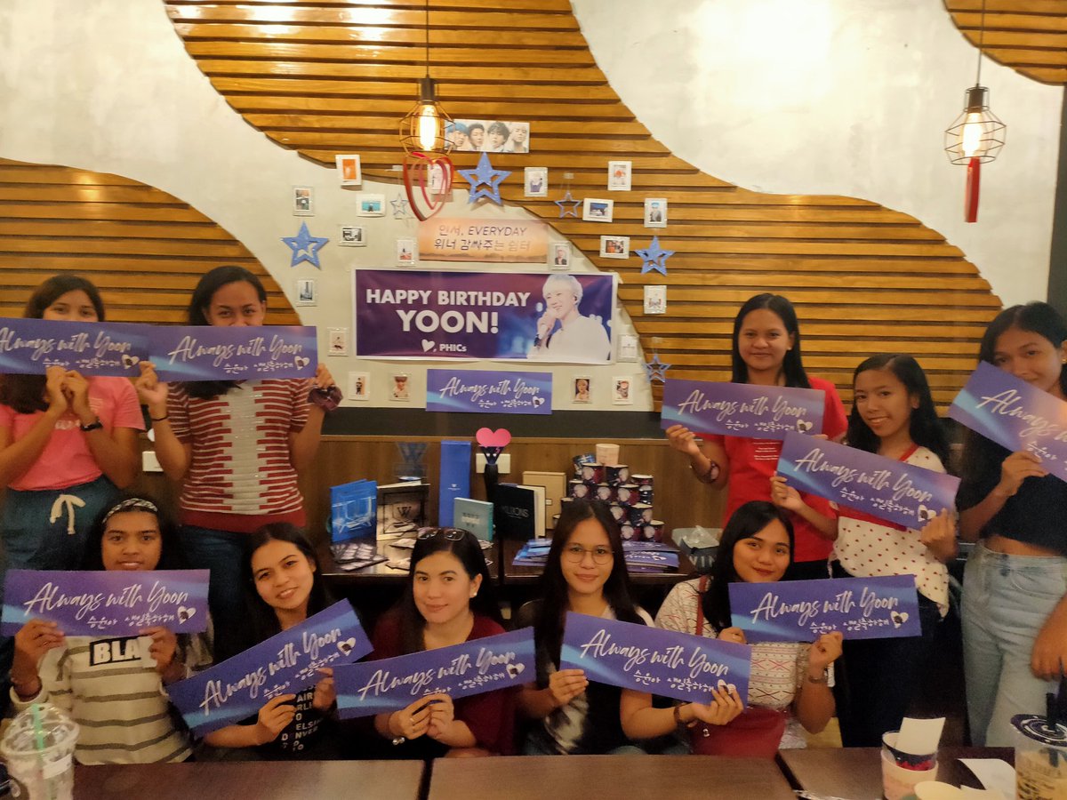 inseobicol's tweet photo. It's a wrap! Thank you so much bicolano inseos who joined me today!!! 💙💙💙💙 See you next event!
~Always with Yoon~
🌹A Post Birthday Cupsleeve Event for our leadernim YOON @official_yoon_
#AlwaysWithYoon #YOON #WINNER #KangSeungyoon #AlwaysKSY_PH @AlwaysKSY_PH #inseobicol https://t.co/2WDUjkdtfe