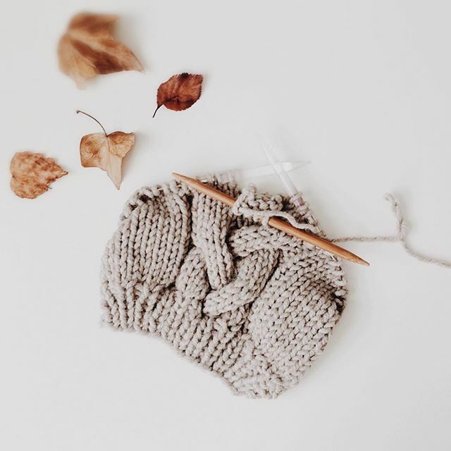 Learn to knit a cable with Stag &amp; Bow next week, Tuesday February 11th 6:30pm-9pm. All materials are included! Visit link in bio to book a space around the table. You can collect loyalty points when booking this class if you book in shop rather than onli… ift.tt/31BPWTe