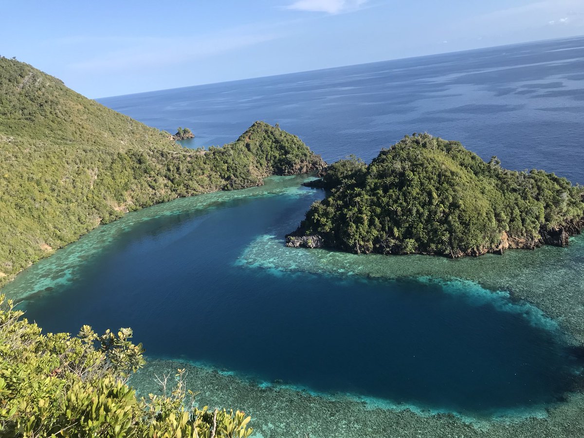 Enjoy your Hike in the Warakapop RAJA AMPT