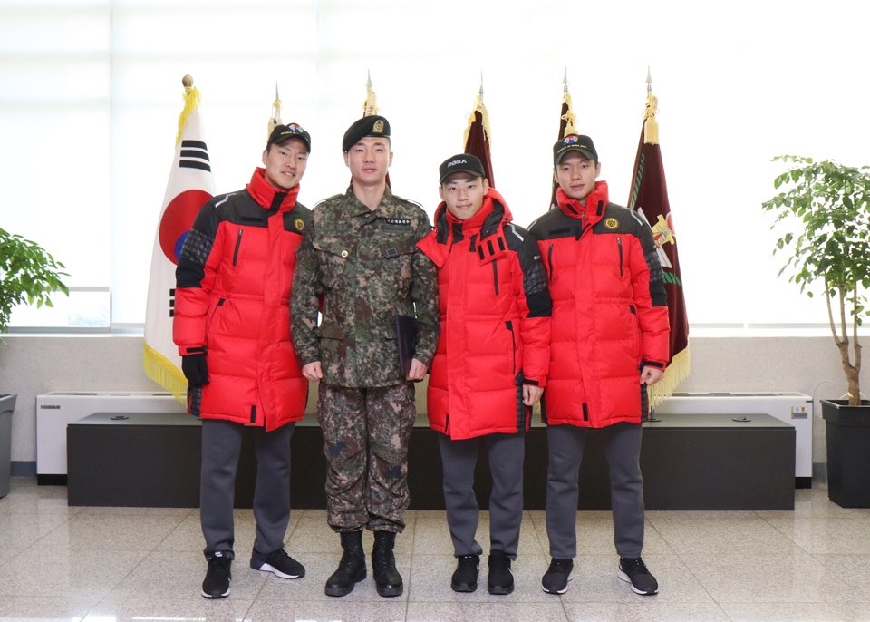 <#GoodBye>

2020년 2월 8일
상주상무프로축구단 안세희선수가
전역을 명 받았습니다!!

안세희 선수의 새로운 출발을 응원합니다🙏🏻

#상주상무 #전역 #축하해요!!
#안세희 #꽃길만걸어요💐