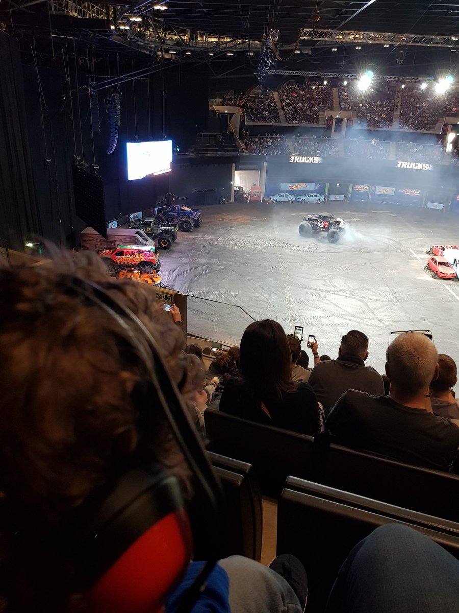 cl09's tweet image. Happy 3rd birthday Finlay MacKinnon!!! #hotwheelsmonstertruckslive