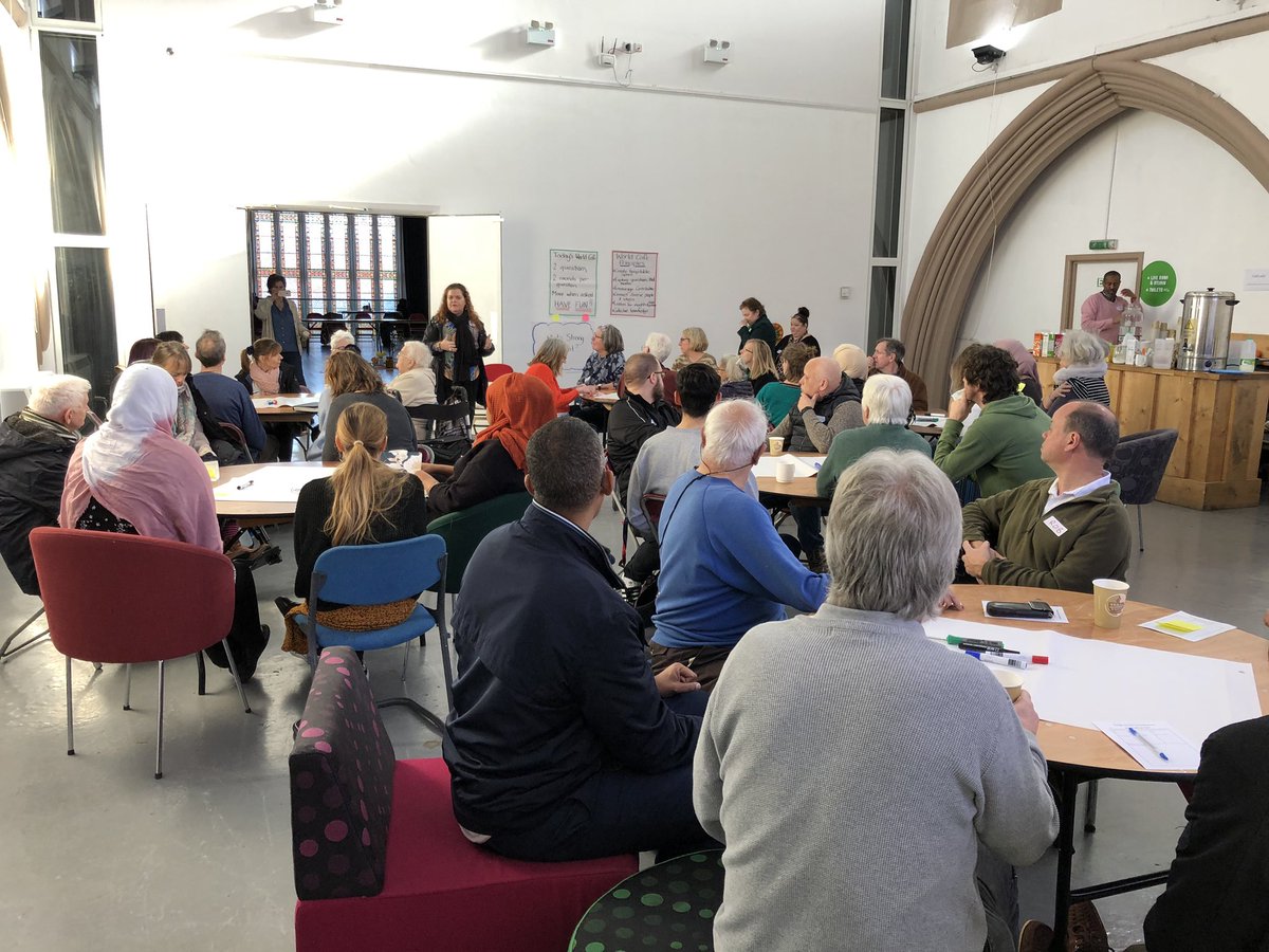 CommDevBristol's tweet photo. World cafe - what is working well in your neighbourhood that contributes to a thriving community? #unconference #abcd #communitybuilders #comdevbris https://t.co/ZXZGL3ySap