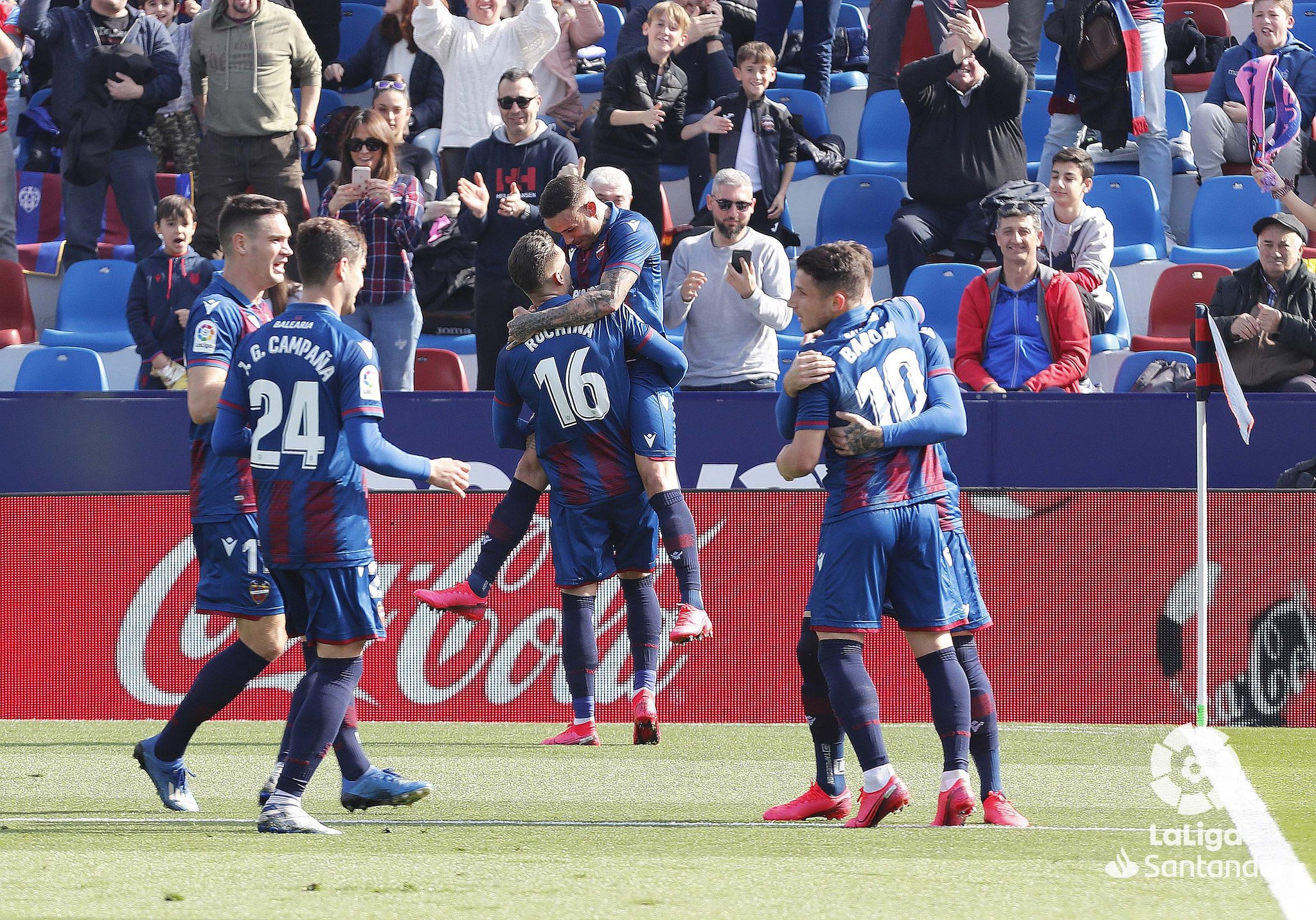 Celebración de un tanto granota (Foto: LaLiga).