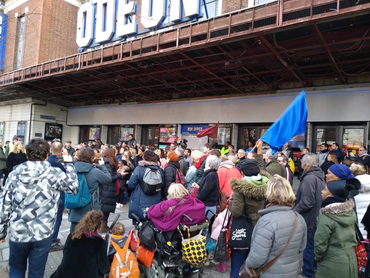 Wow guys, you sounded awesome! There were loads of us 😃❤️❤️🎶🎶❤️❤️Feeling very warmed by song &amp; community! #streathamsingsinunity #streathamstandstogether <a href="/StreathamMums/">Streatham Mums</a> <a href="/heartstreatham/">❤ Streatham</a> <a href="/streathambaby/">Streatham Baby</a> <a href="/StLeonardsSW16/">St Leonard's Church</a> <a href="/MyStreatham/">MY STREATHAM</a> <a href="/StreathamWI/">Streatham Women's Institute</a>