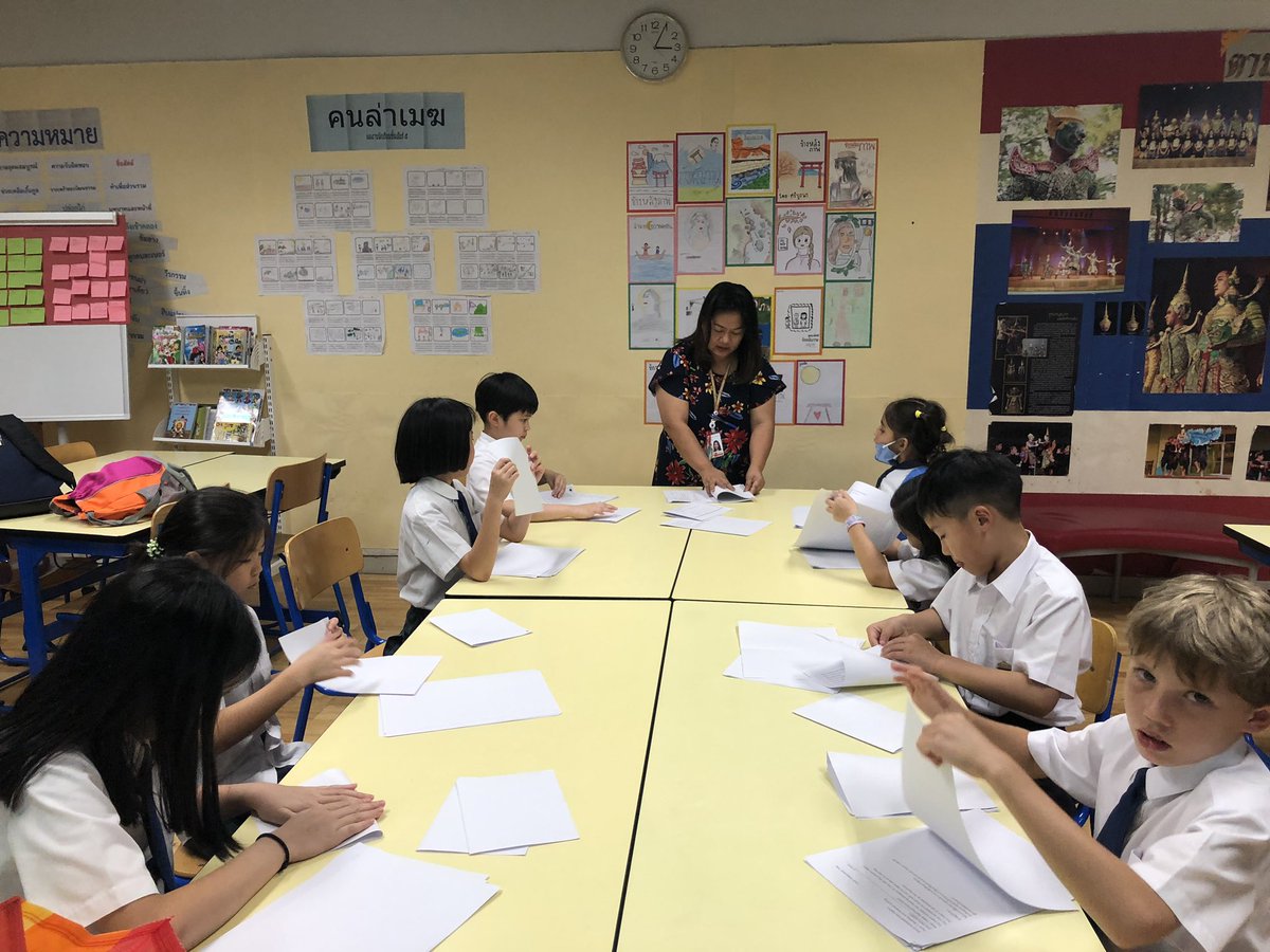 ajaree_s's tweet photo. Thai Care, We Share You Time.   Small hands for BIG change😊  We’re making notebooks from recycled paper for rural schools. https://t.co/QoIuoHW51K