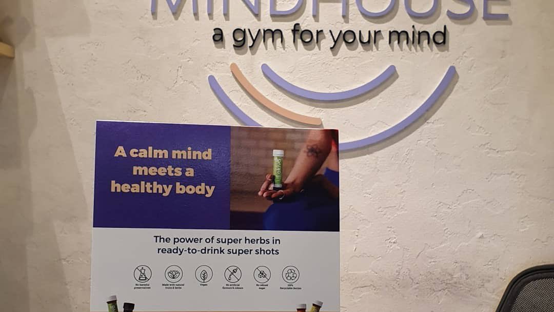 akivasuperfoods's tweet photo. What a fab day at @MindhouseIndia - it was all about finding mindfulness, peace and the calm within. #meditationpartner #meditation101 
Saturday done right. #MyHealthShot #AkivaSuperfoods // @samriddhd @shalabhdotgupta @pankajchaddah https://t.co/egIHDM1O7r