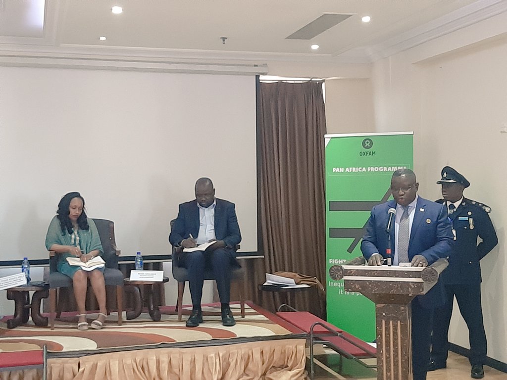 His Excellenecy President Julius Maada of Sierra Leone observes that investing in agriculture that works for Africa and Renewable Energy for Productive use can lift millions of Africans out of poverty &amp; food security.@OxfamPanAfrica #fightinequality